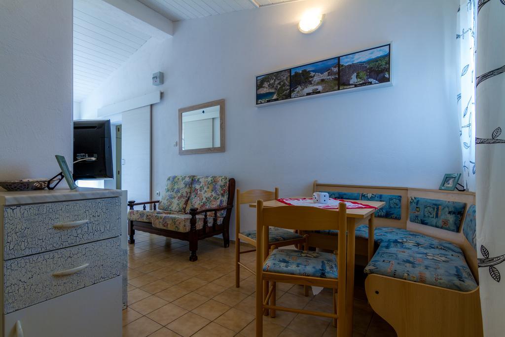 Starigrad Apartment Екстериор снимка