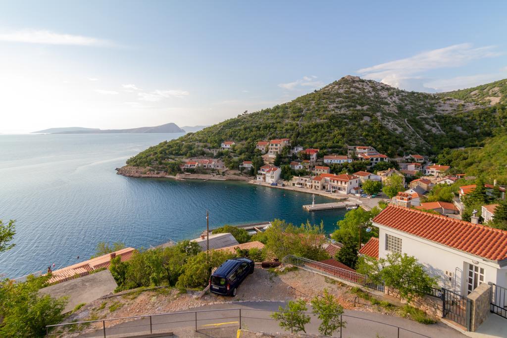 Starigrad Apartment Екстериор снимка